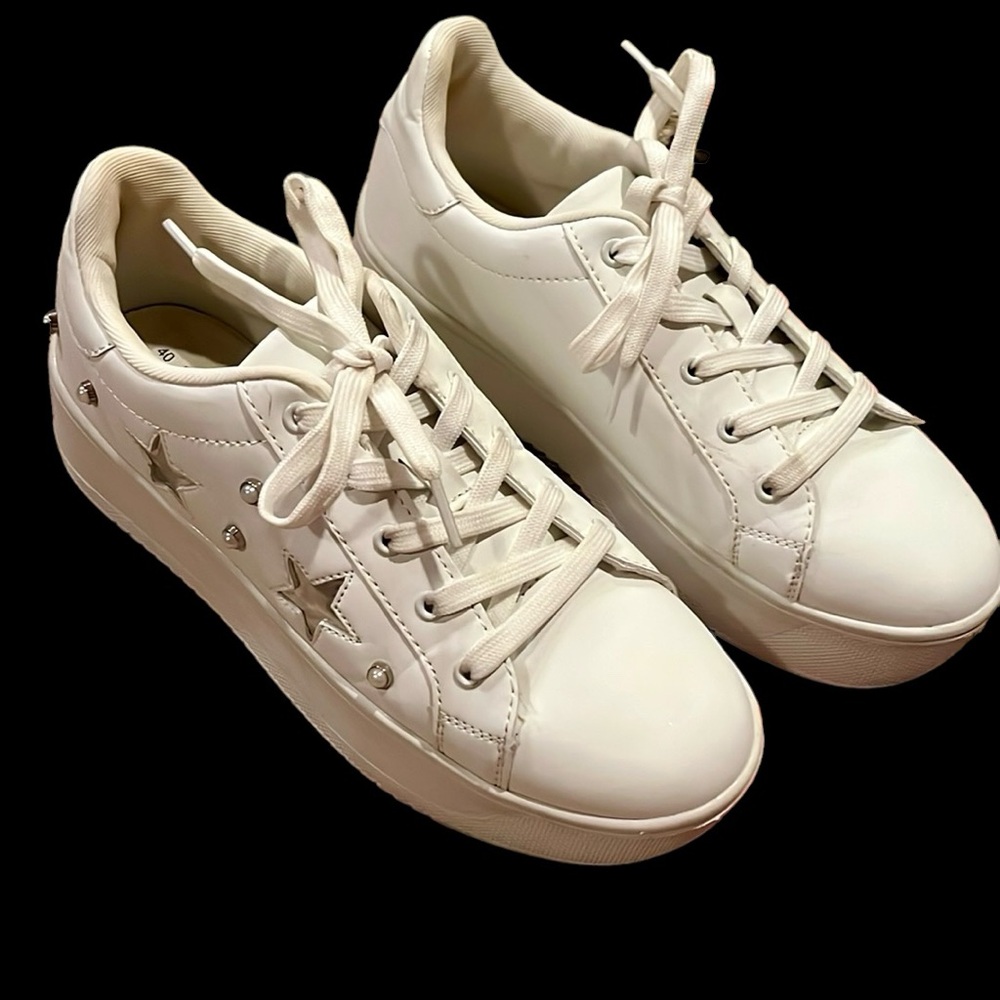 Lucky Step Women’s Platform Sneakers size 9 EUC